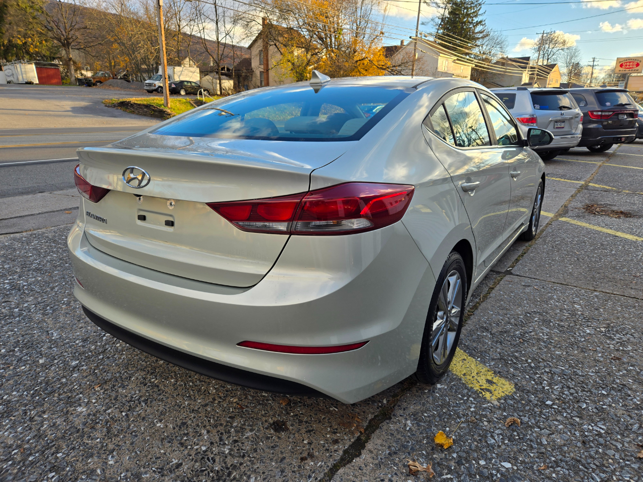 Hyundai Elantra SEL 2018