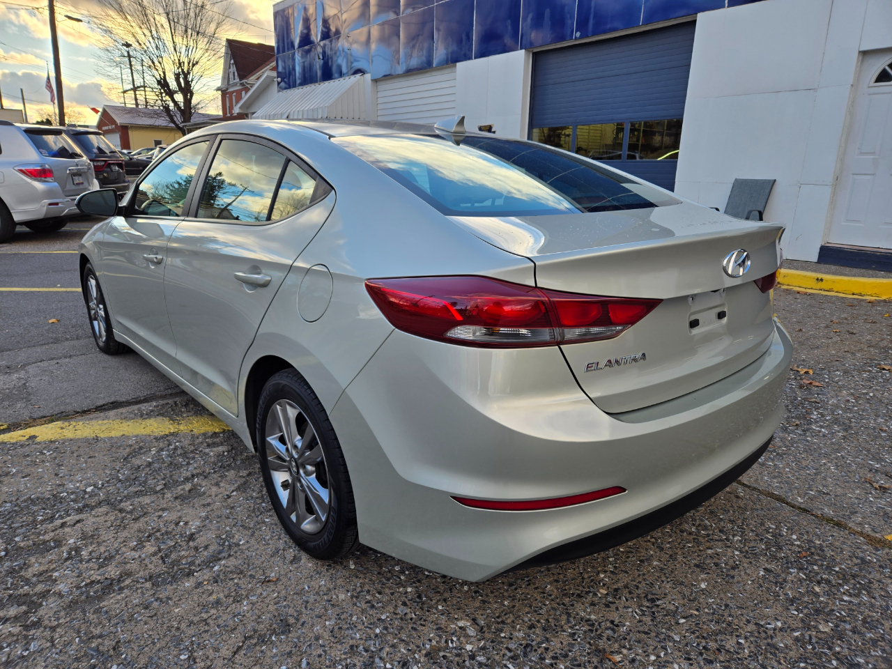 Hyundai Elantra SEL 2018