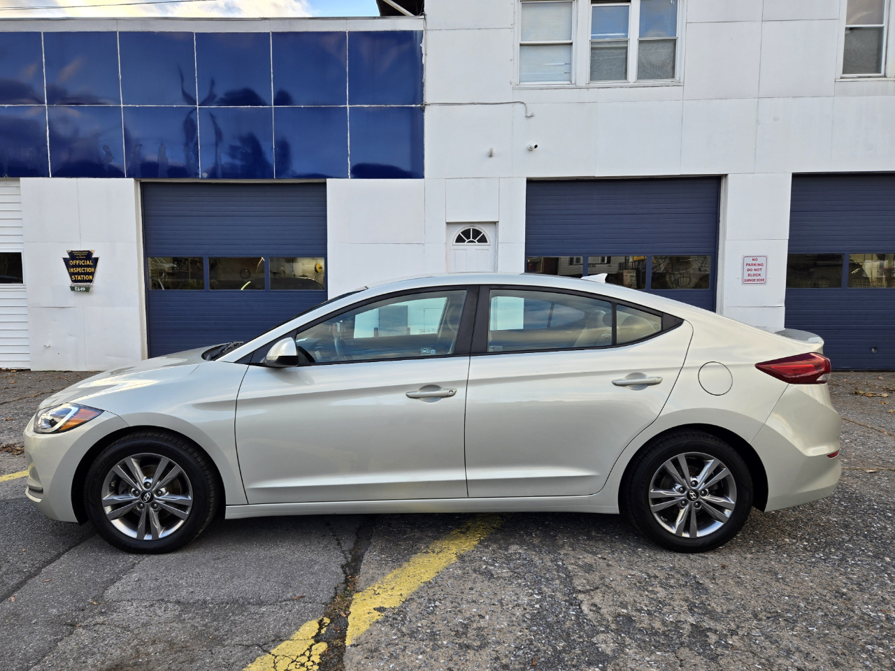 Hyundai Elantra SEL 2018