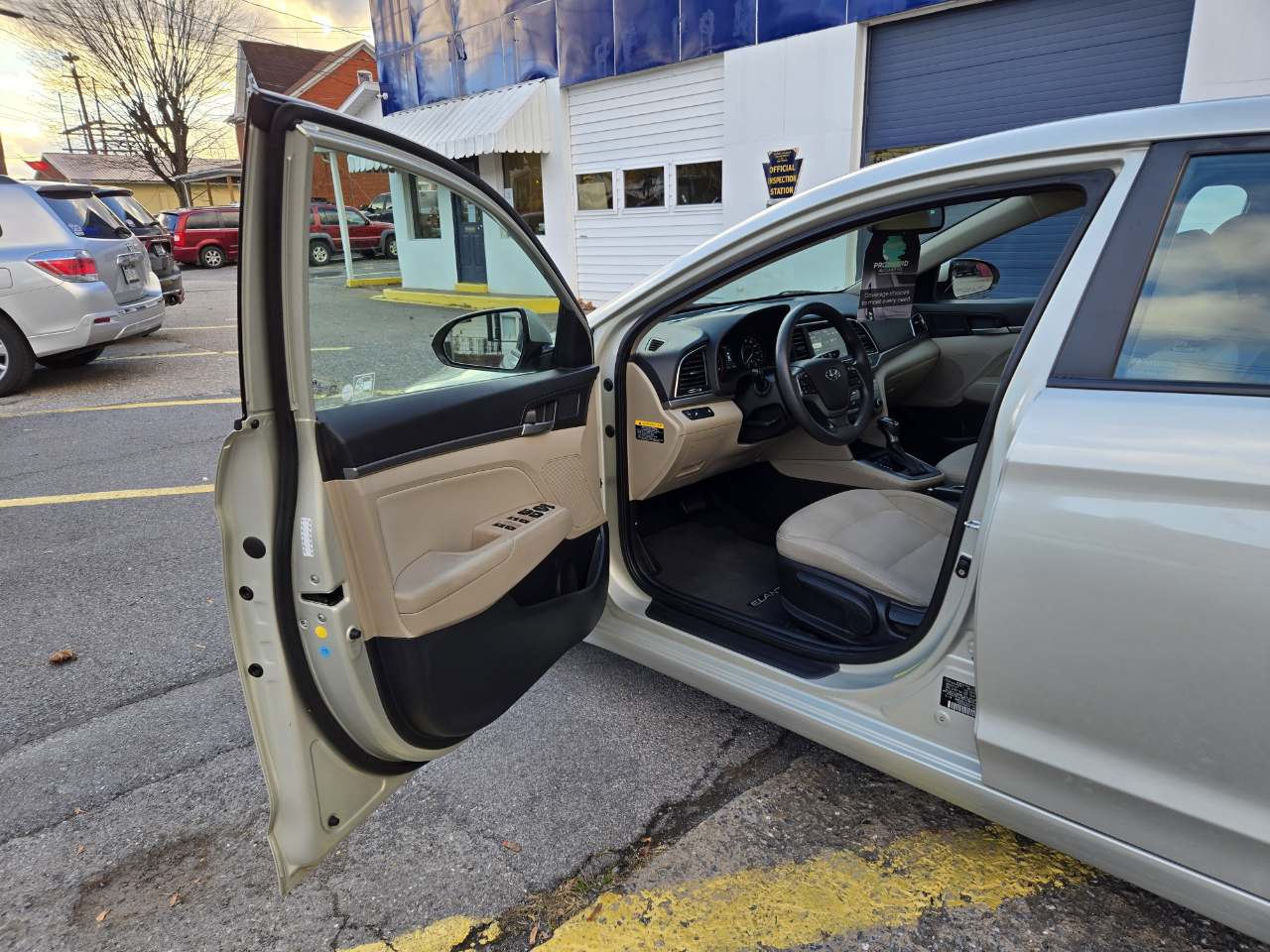 Hyundai Elantra SEL 2018