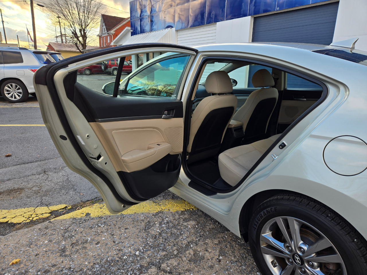 Hyundai Elantra SEL 2018