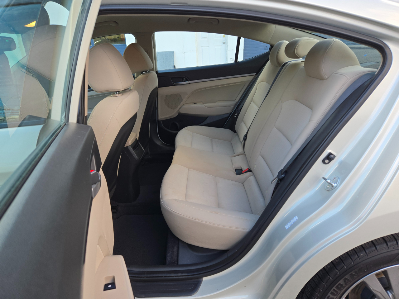 Hyundai Elantra SEL 2018