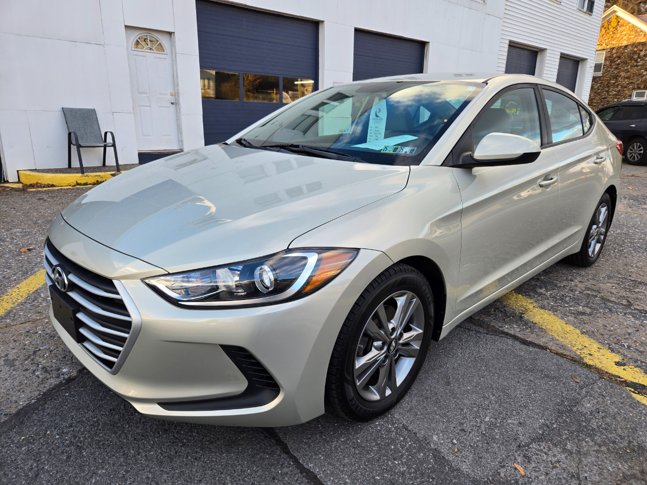 Hyundai Elantra SEL 2018
