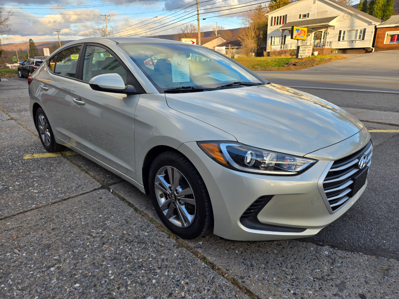 Hyundai Elantra SEL 2018