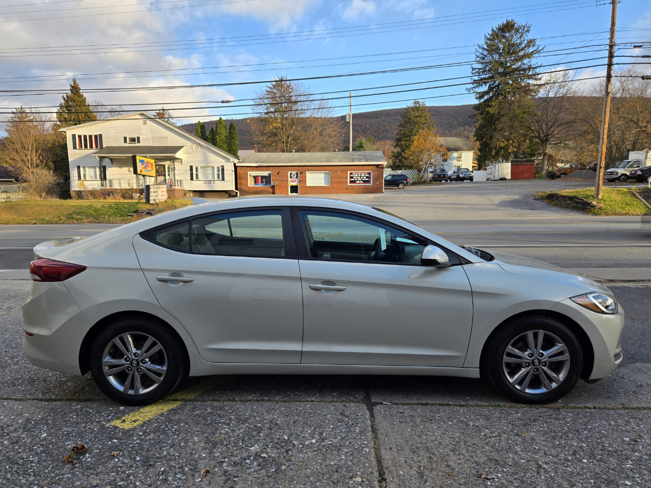 Hyundai Elantra SEL 2018