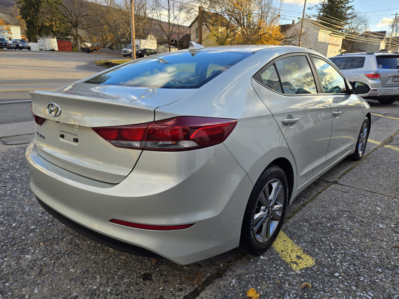 Hyundai Elantra SEL 2018