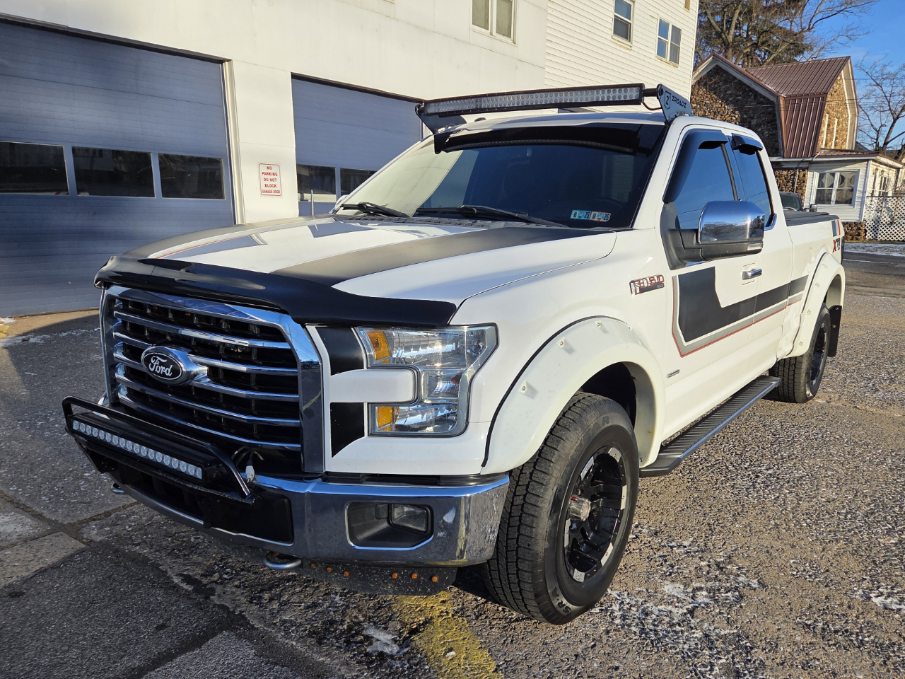 Ford F-150 Lariat SuperCab 6.5-ft. Bed 4WD 2015