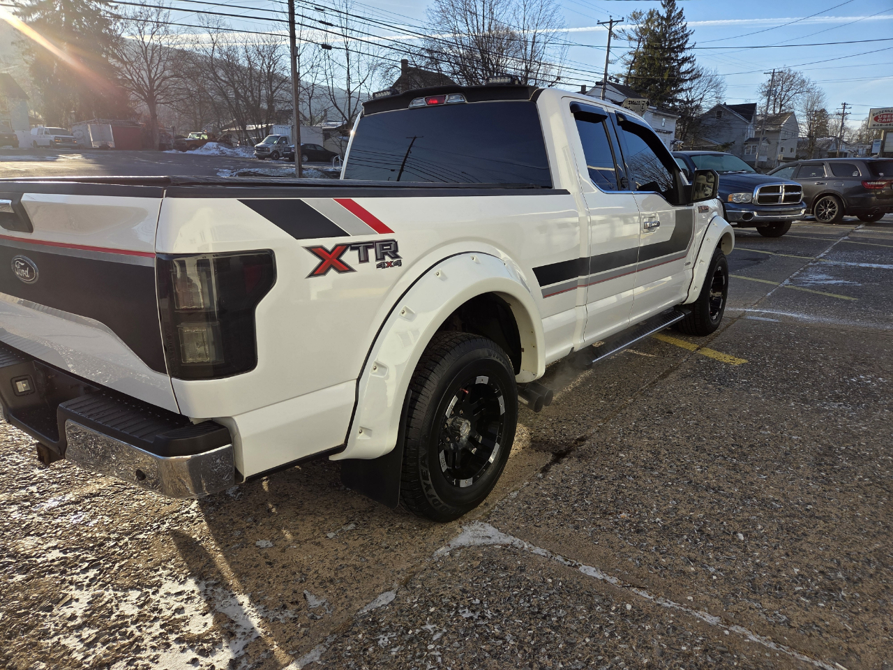 Ford F-150 Lariat SuperCab 6.5-ft. Bed 4WD 2015