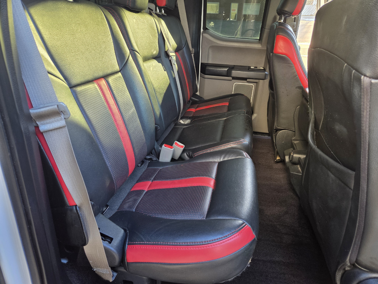 Ford F-150 Lariat SuperCab 6.5-ft. Bed 4WD 2015