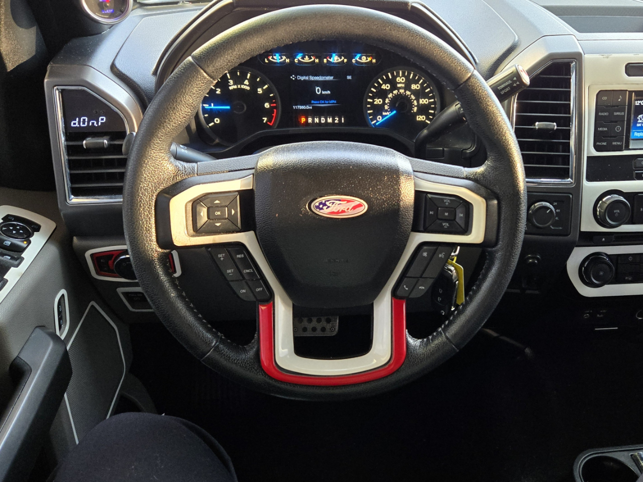 Ford F-150 Lariat SuperCab 6.5-ft. Bed 4WD 2015