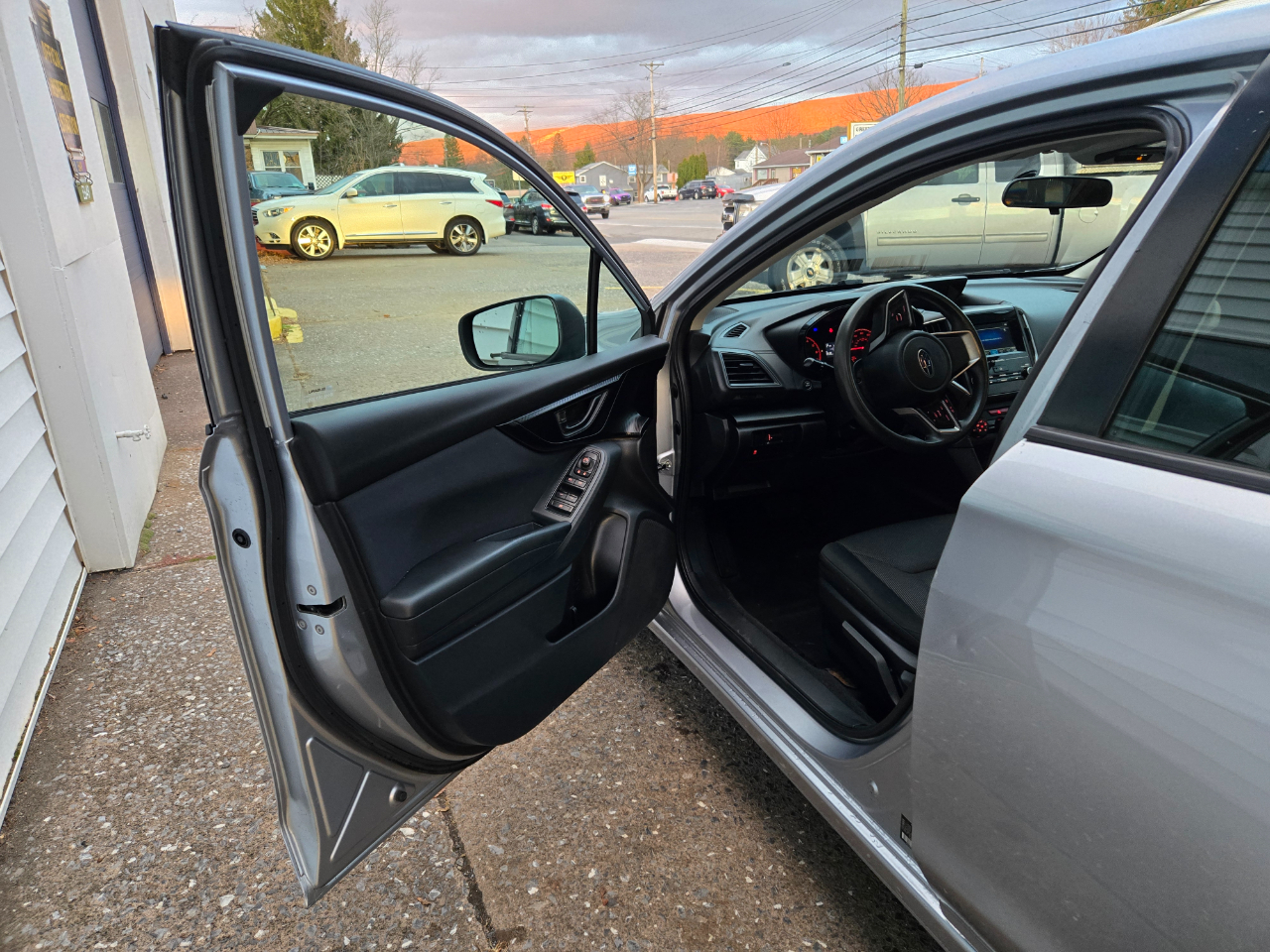 Subaru Impreza 2.0i 4-Door 2017