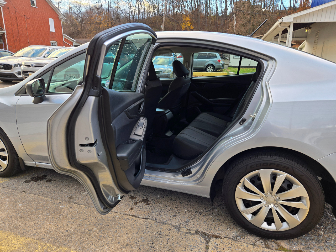 Subaru Impreza 2.0i 4-Door 2017