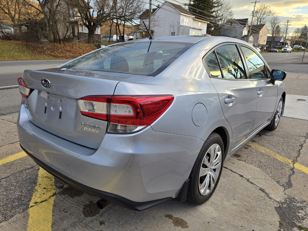 Subaru Impreza 2.0i 4-Door 2017