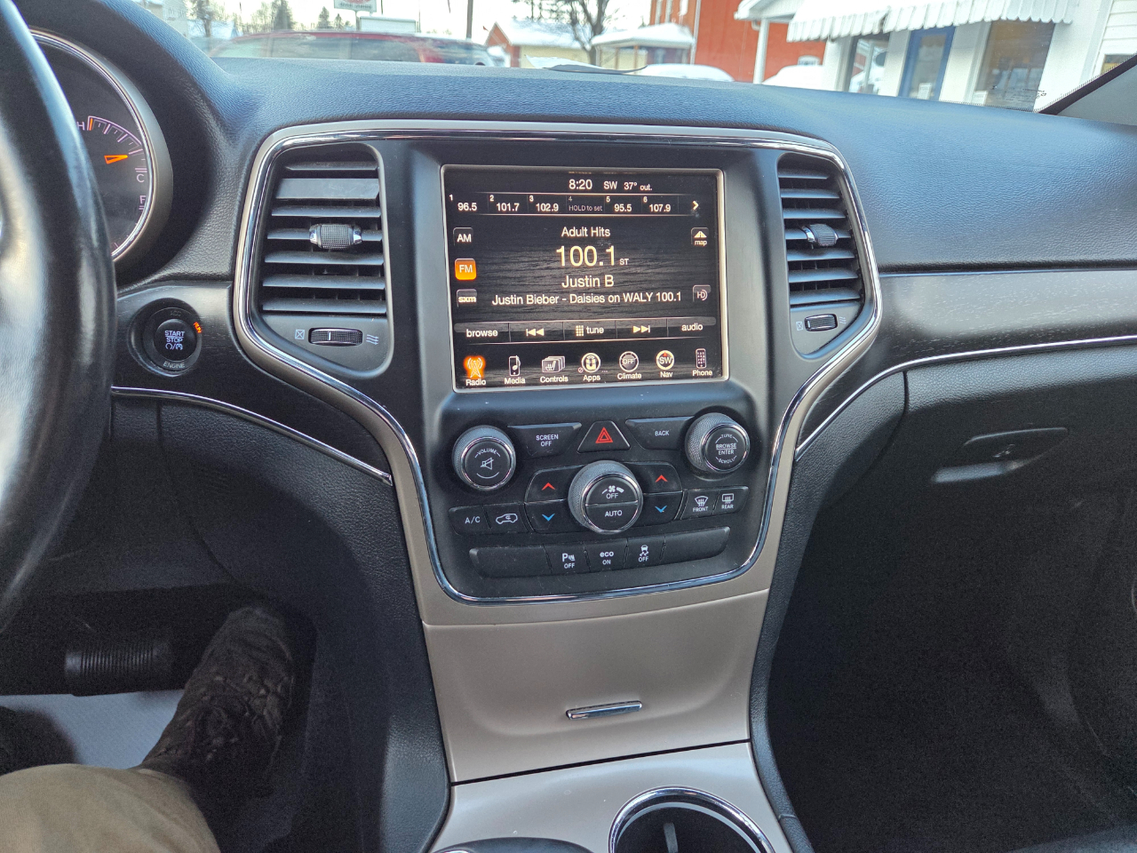 Jeep Grand Cherokee Limited 4WD 2015