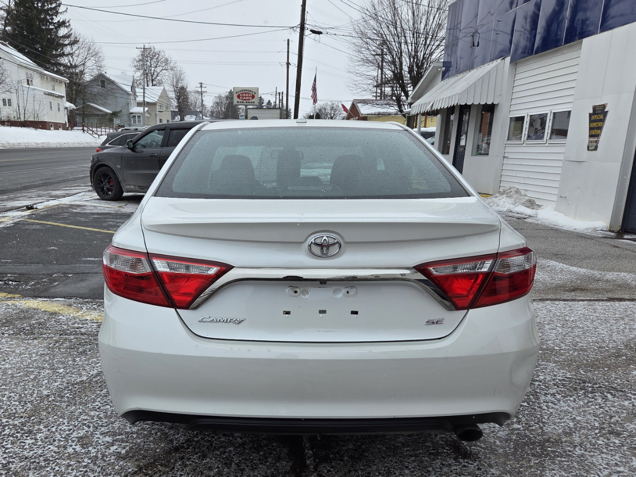 Toyota Camry SE 2017