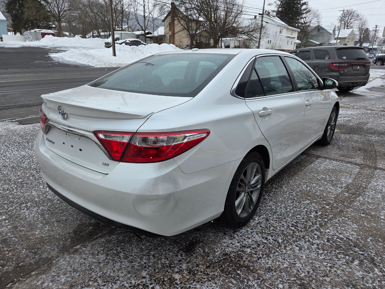Toyota Camry SE 2017