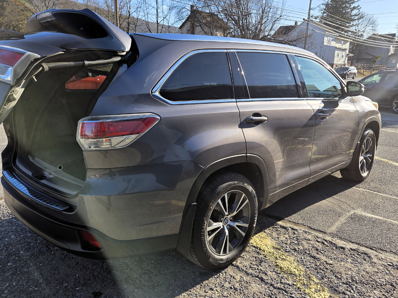 Toyota Highlander XLE AWD V6 2016