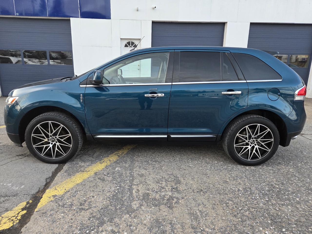 Lincoln MKX AWD 2011
