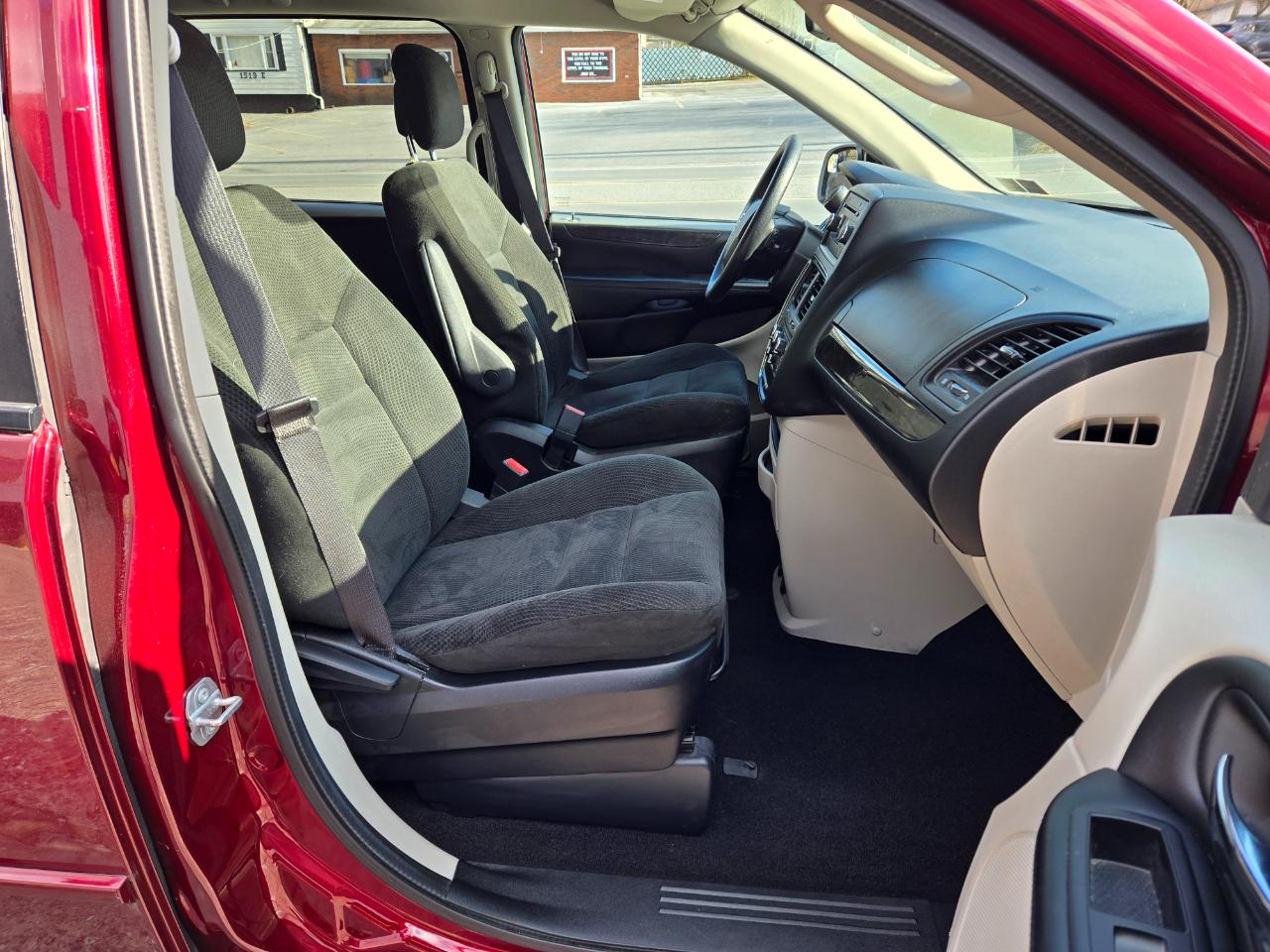 Dodge Grand Caravan SE 2017