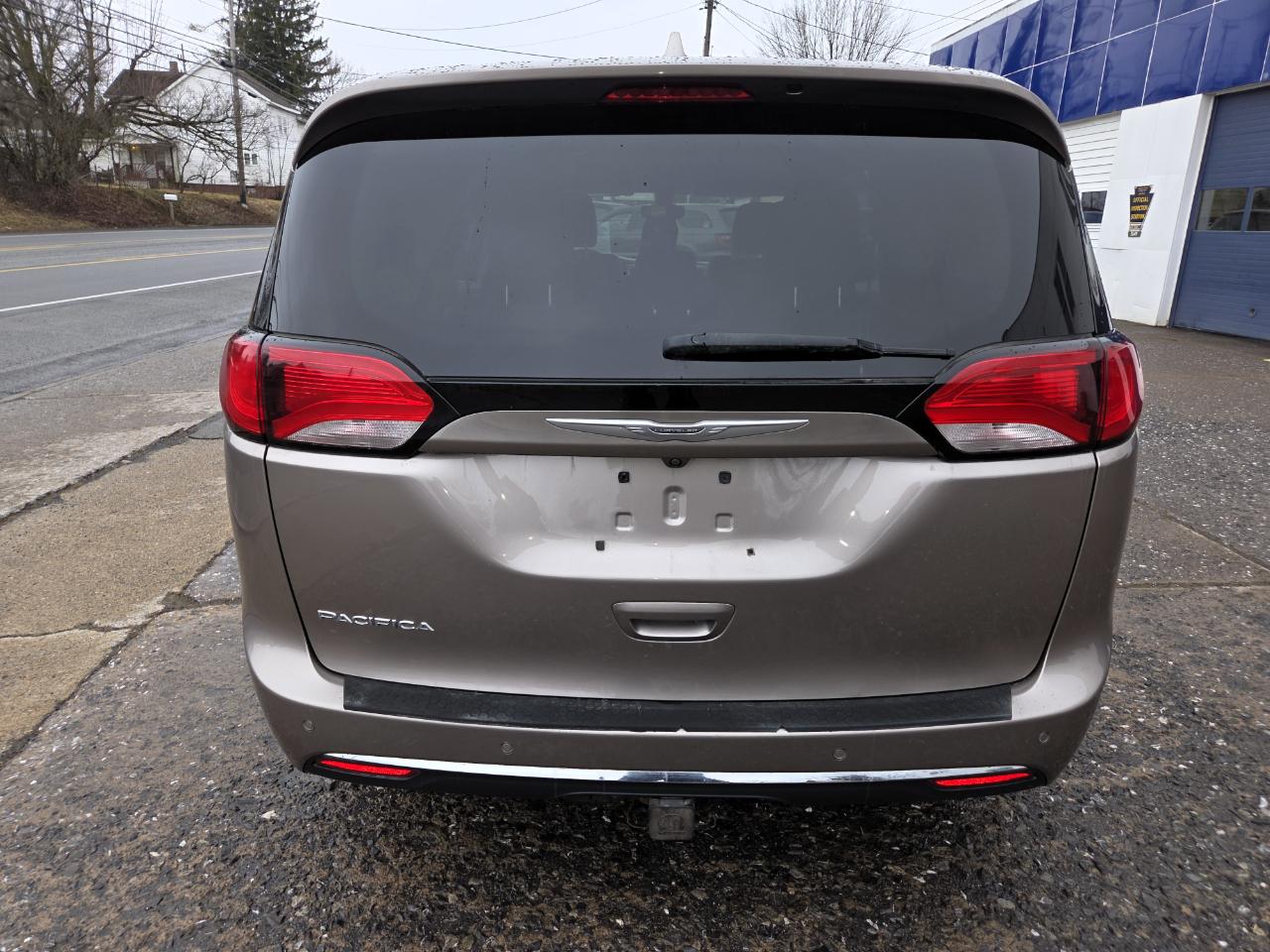 Chrysler Pacifica Touring-L Plus 2017