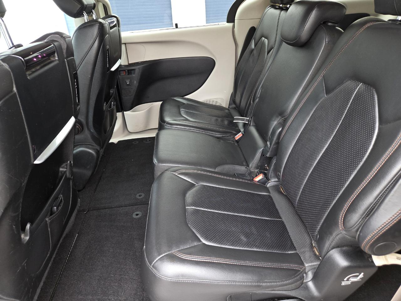 Chrysler Pacifica Touring-L Plus 2017