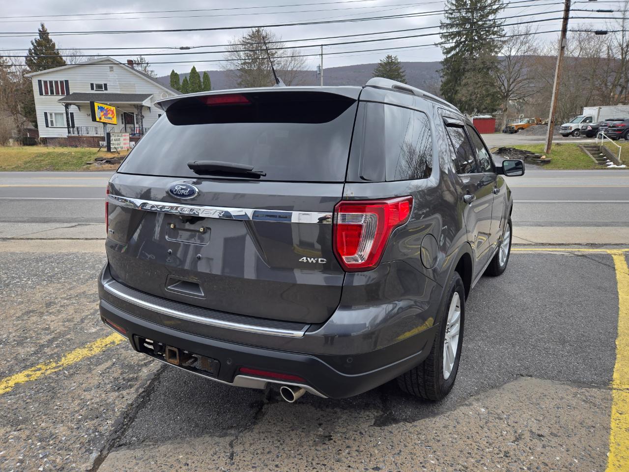 Ford Explorer XLT 4WD 2018