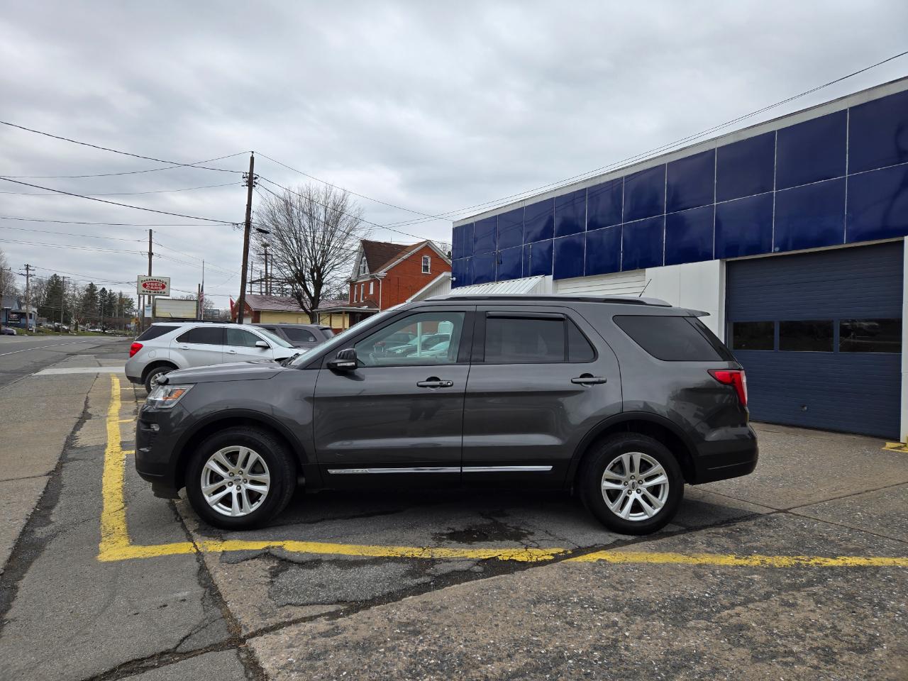 Ford Explorer XLT 4WD 2018