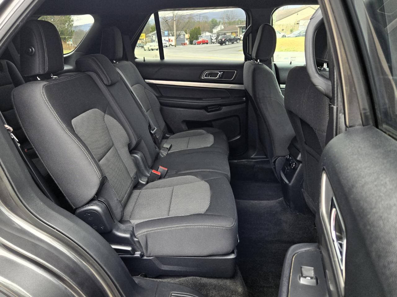 Ford Explorer XLT 4WD 2018