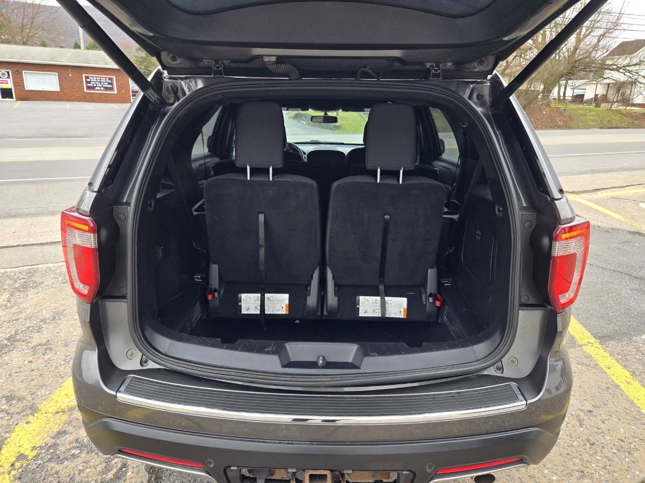 Ford Explorer XLT 4WD 2018