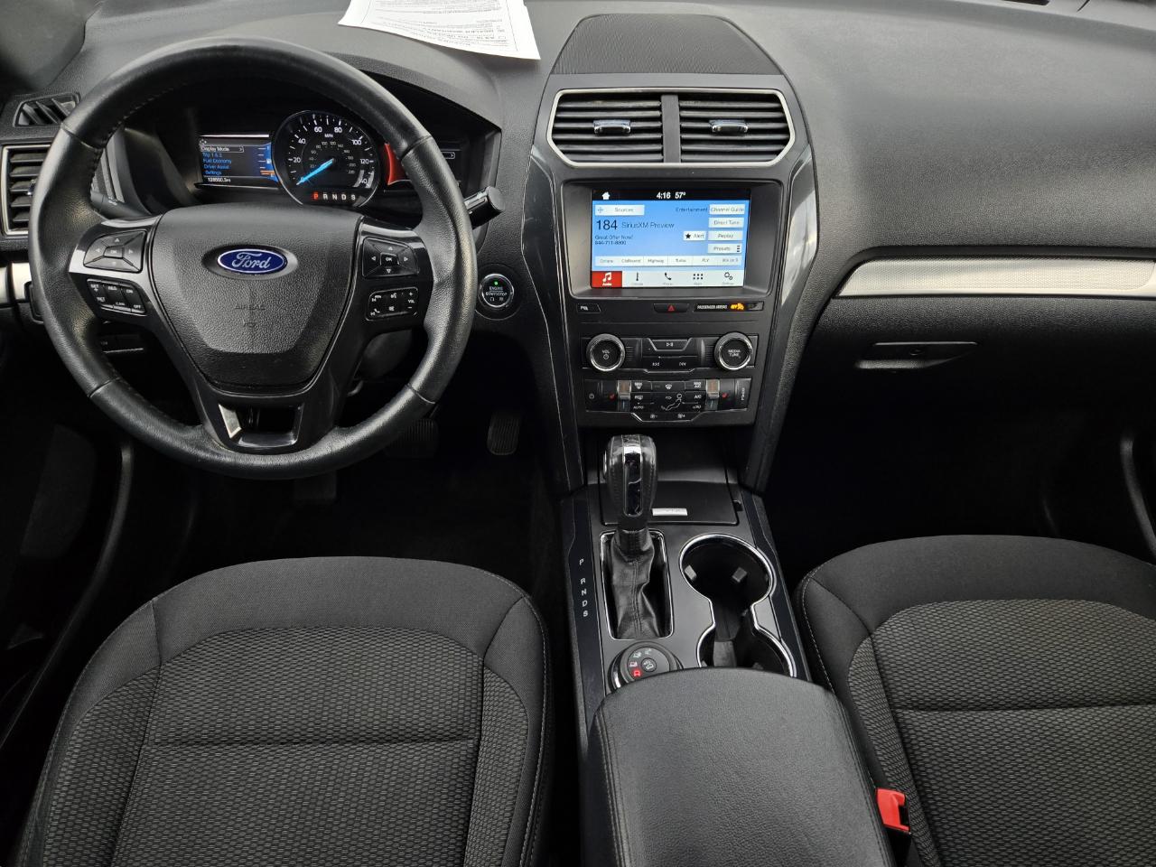 Ford Explorer XLT 4WD 2018