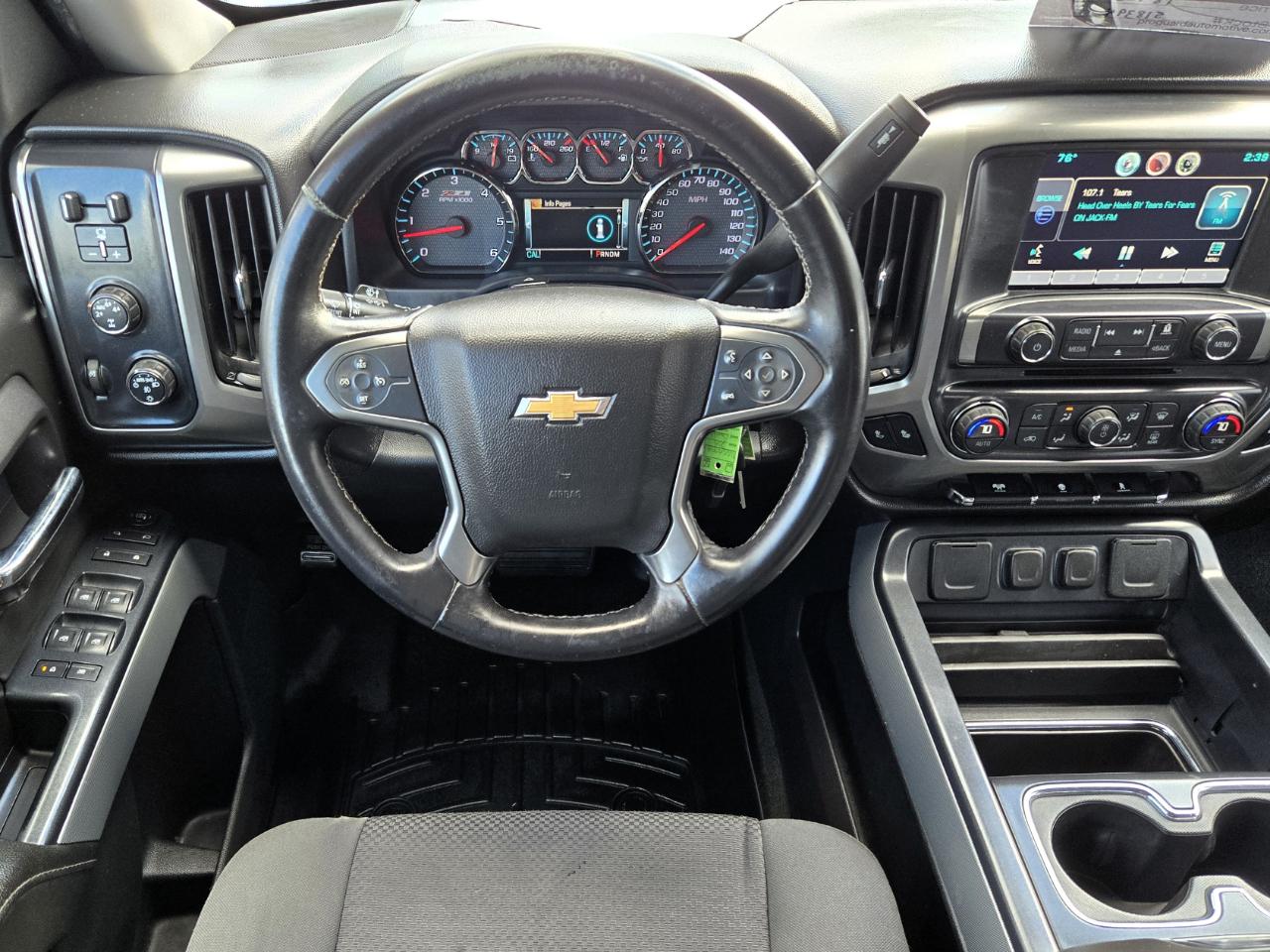 Chevrolet Silverado 1500 LT Z71 Crew Cab 4WD 2015