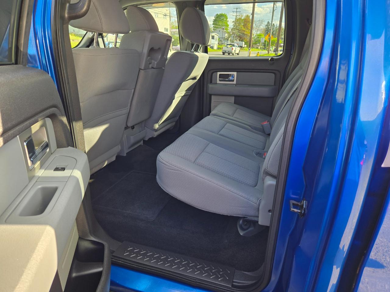 Ford F-150 XLT SuperCrew 6.5-ft. Bed 4WD 2011