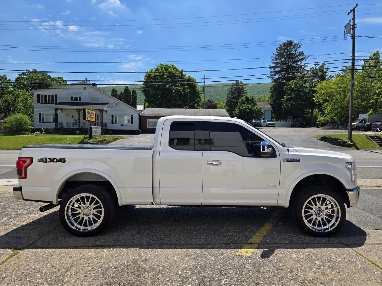 Ford F-150 Lariat SuperCab 8-ft. 4WD 2016
