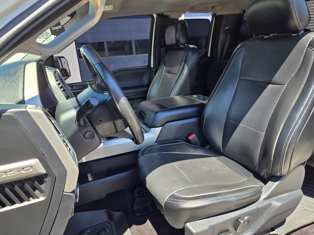 Ford F-150 Lariat SuperCab 8-ft. 4WD 2016
