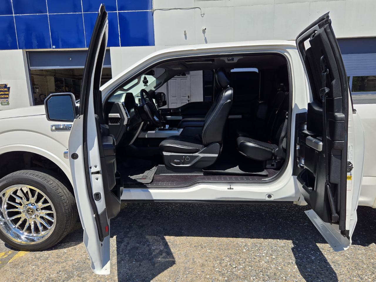Ford F-150 Lariat SuperCab 8-ft. 4WD 2016