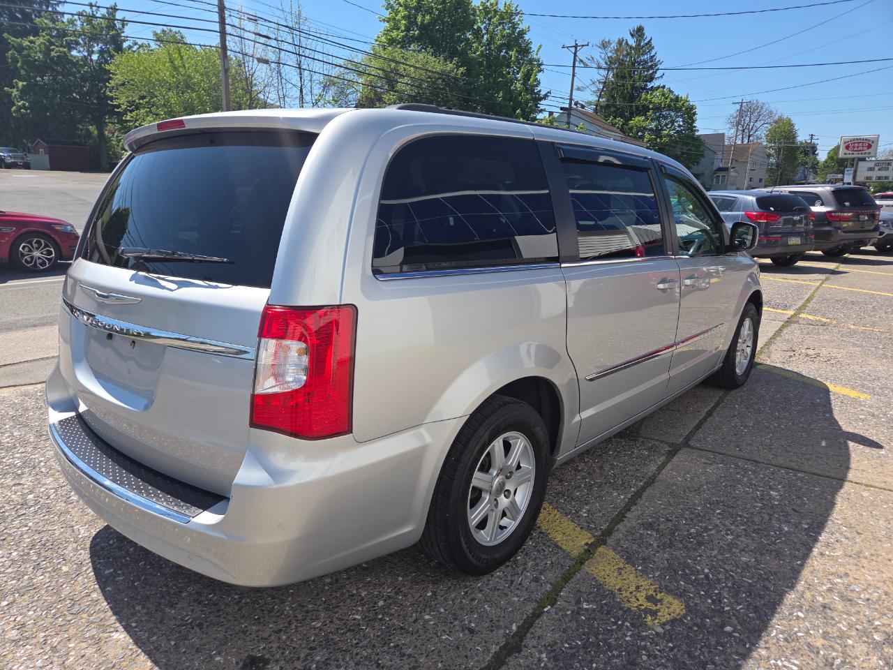 Chrysler Town & Country Touring 2012