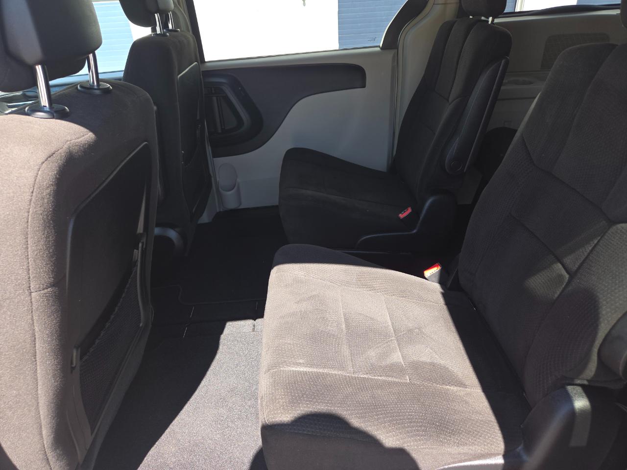 Chrysler Town & Country Touring 2012