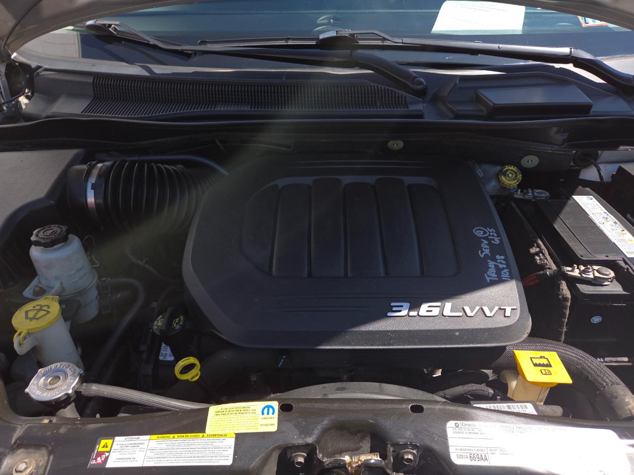 Chrysler Town & Country Touring 2012