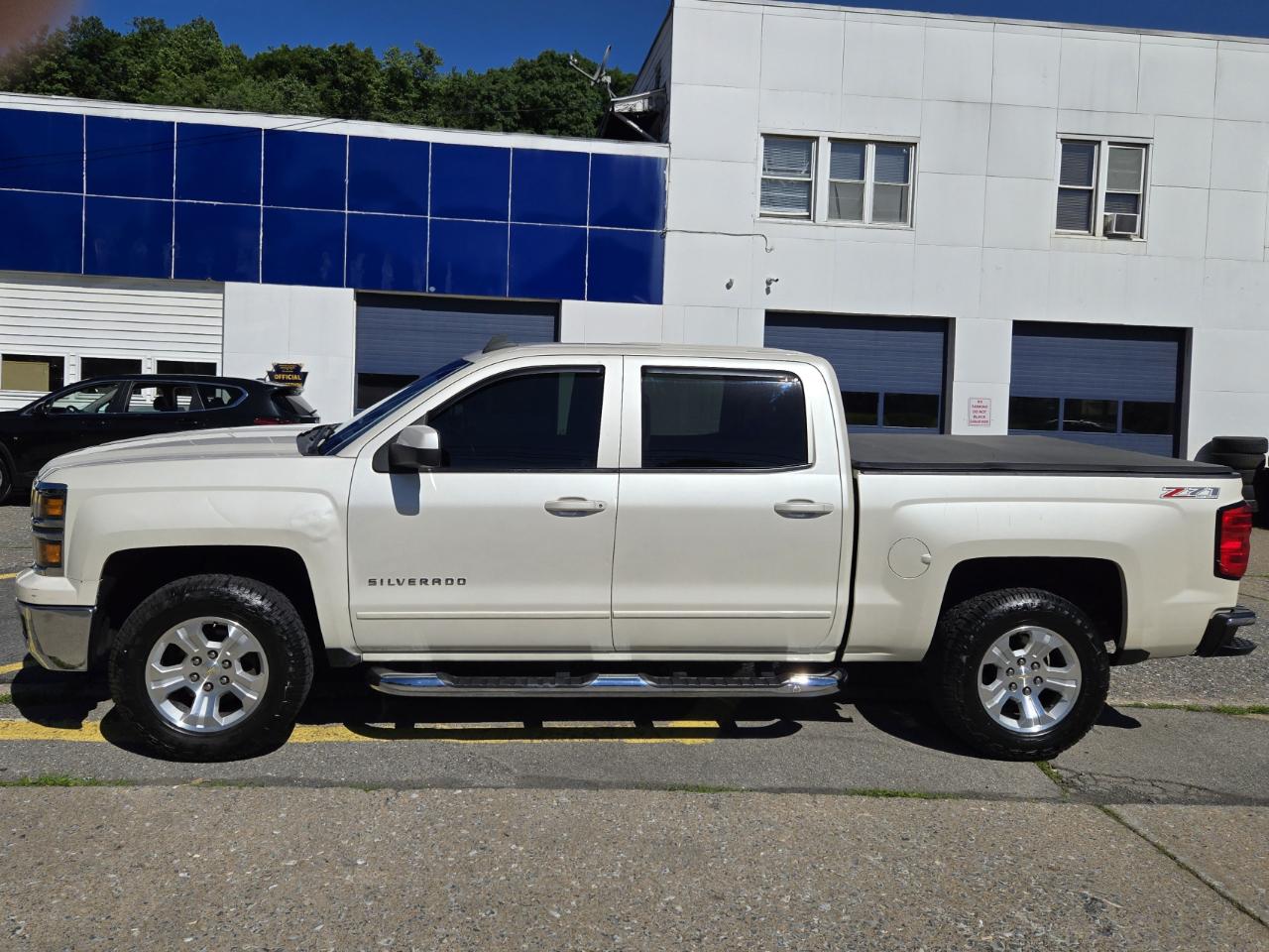 Chevrolet Silverado 1500 LT Z71 Crew Cab 4WD 2015