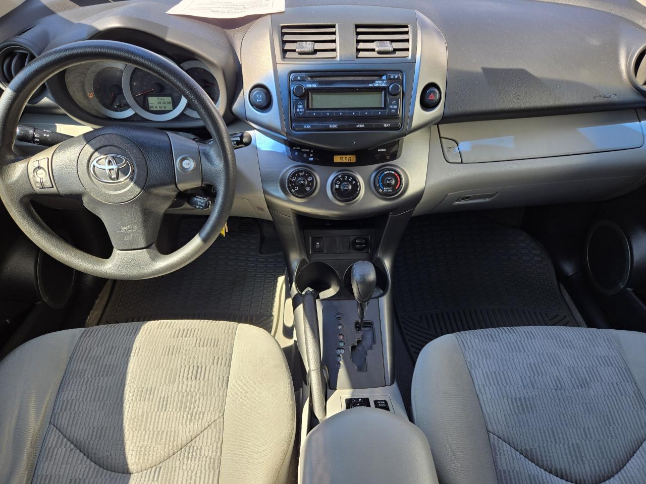 Toyota RAV4 Base I4 4WD 2012