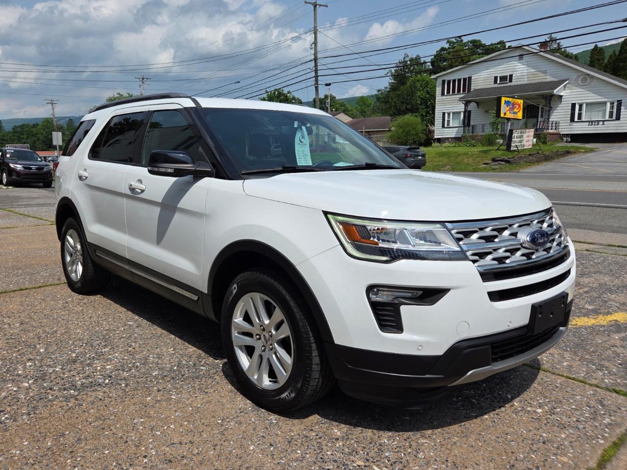 Ford Explorer XLT 4WD 2018