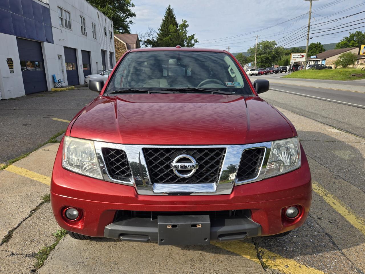 Nissan Frontier SV Crew Cab 4WD 2014