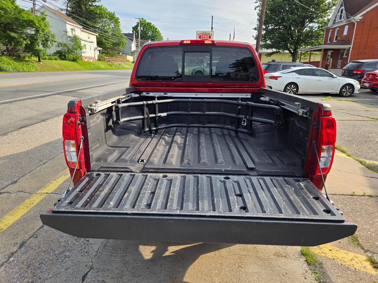 Nissan Frontier SV Crew Cab 4WD 2014