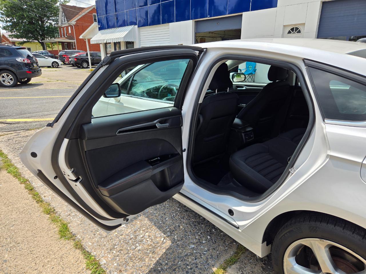 Ford Fusion SE AWD 2016