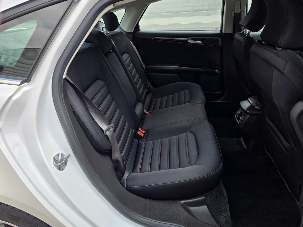 Ford Fusion SE AWD 2016