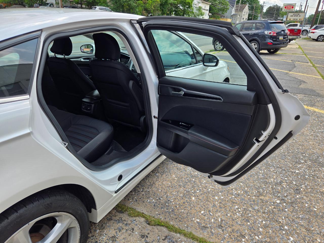 Ford Fusion SE AWD 2016