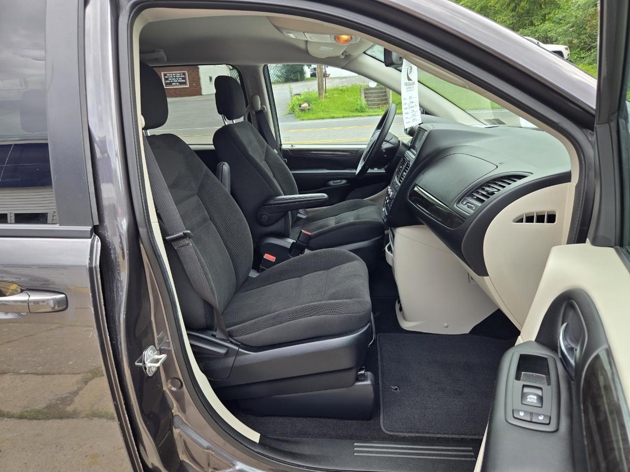 Dodge Grand Caravan SE 2018