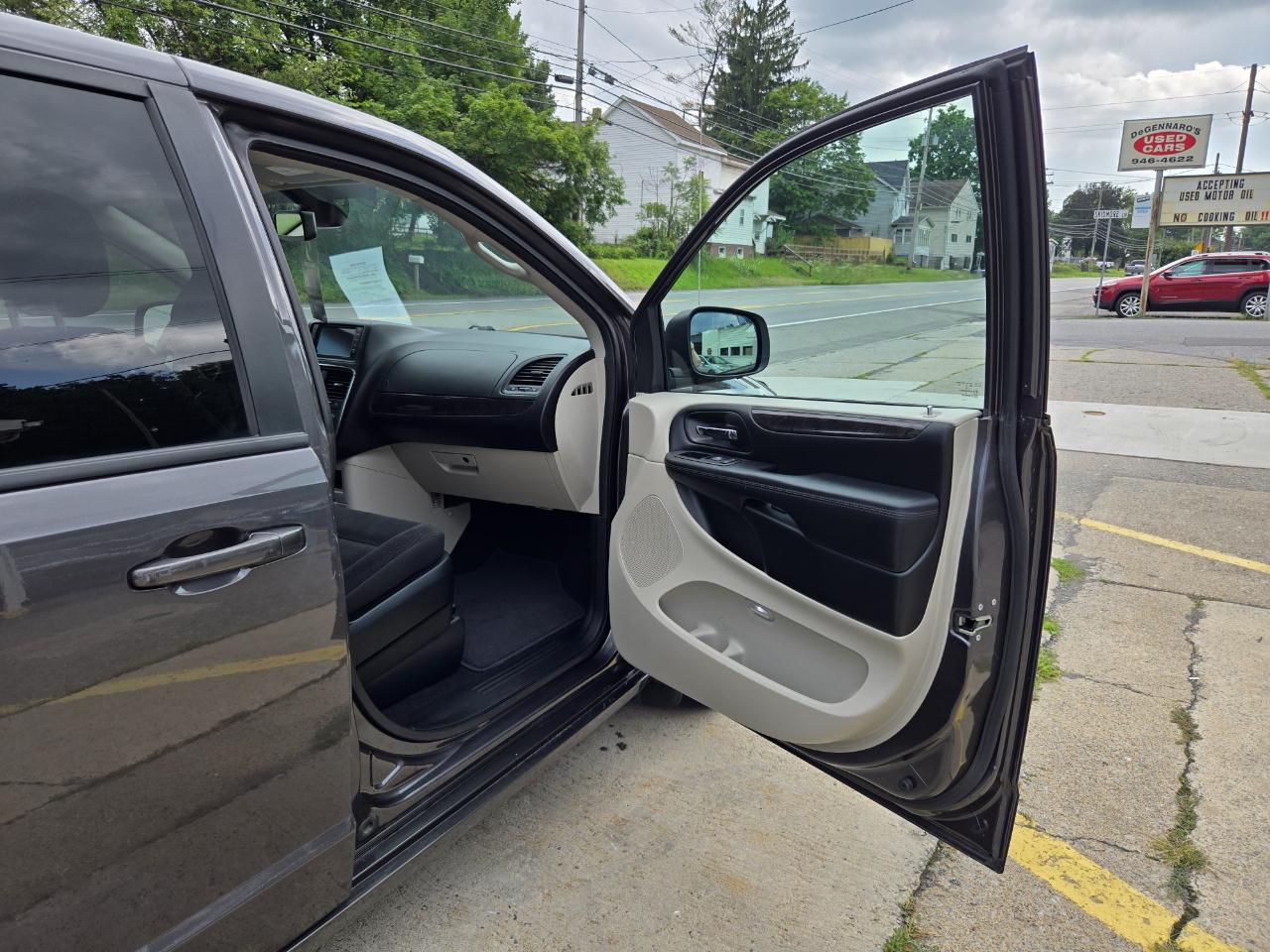 Dodge Grand Caravan SE 2018
