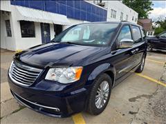 2016 Chrysler Town & Country 