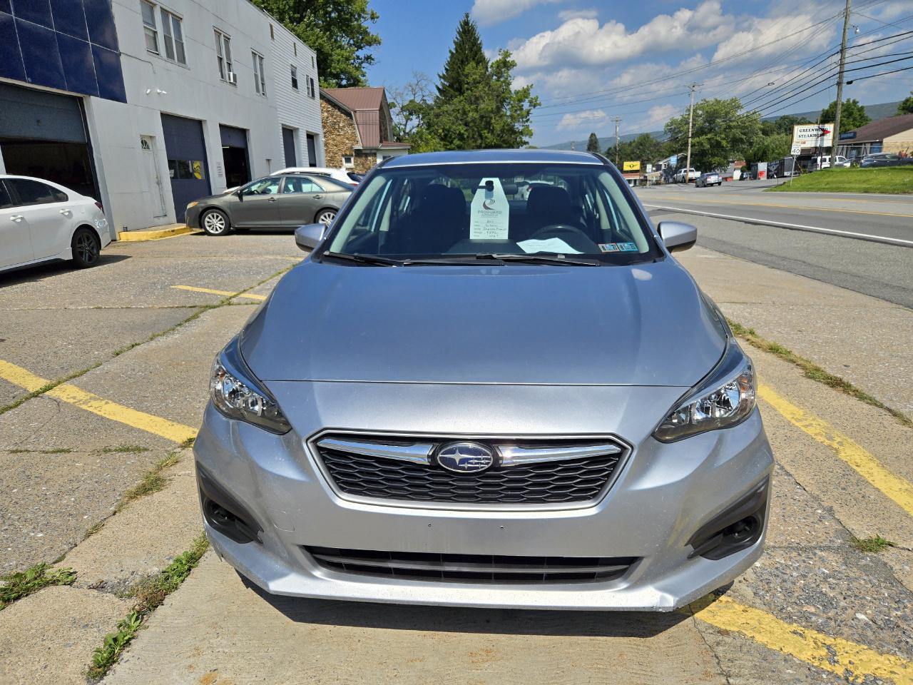 Subaru Impreza 2.0i Premium CVT 4-Door 2017